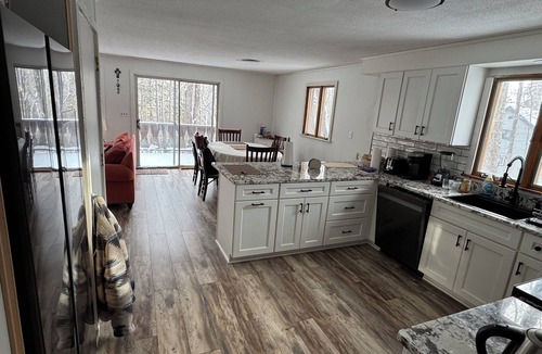 Wilmington House | Cozy Vermont Ski Home - Spacious, Updated & Family-Friendly