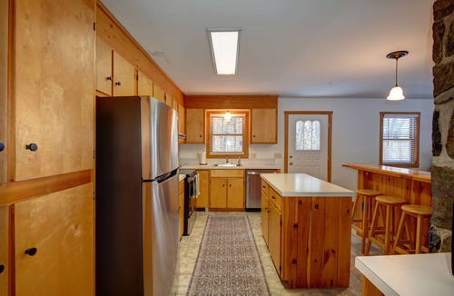 Wardsboro House | Cozy VT Retreat Minutes to Mt Snow & Stratton
