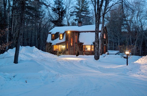 Wardsboro House | Cozy VT Retreat Minutes to Mt Snow & Stratton