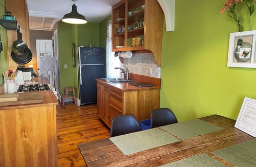 West End Apartment | Cozy West End apartment
