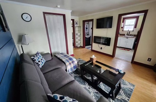 Saranac Lake Apartment | Cozy Woodsview Getaway – Walk to Town