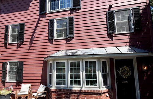 New Hope House | Creekstone House Walk to Town Hot Tub + Parking