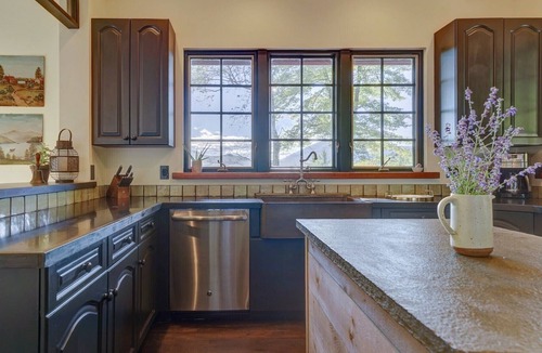 Bearsville House | Cricket Ridge Mountain View Retreat