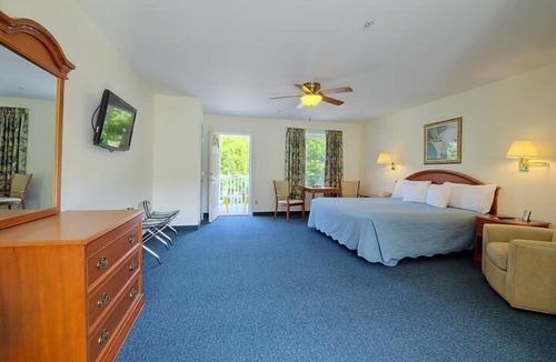 Bar Harbor Hotel | Cromwell Harbor Motel