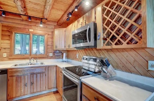 Calvin Cabin | Crown Jewel Vista - Mountain top lodge with spectacular views