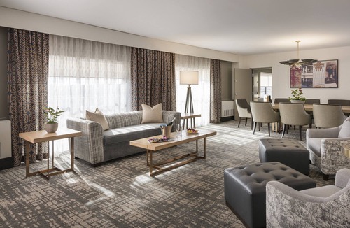 Warwick Hotel | Crowne Plaza Providence-Warwick Airport, an IHG Hotel