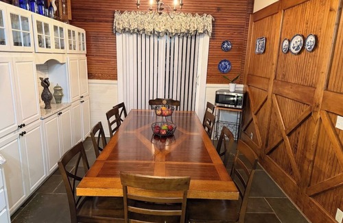 Palmyra House | Cumorah Carriage House-Hot Tub, Pool, Game Room, Family Fun!