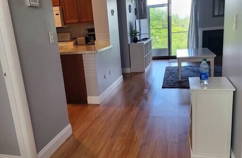 Weirs Beach Apartment | Cute 2 bdrm Condo walking distance to Weirs Beach!