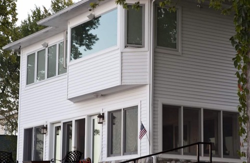 Canandaigua House | Dad's Cottage ★ Private waterfront plus 3 King suites★