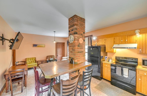 Dalton House | Dalton Vacation Rental Near Hiking & Skiing!