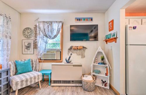 North East House | Darling Cottage ~ 1 Mi to Lake Erie Beach!