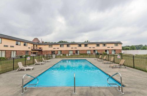 Berlin Hotel | Days Inn by Wyndham Berlin Meriden