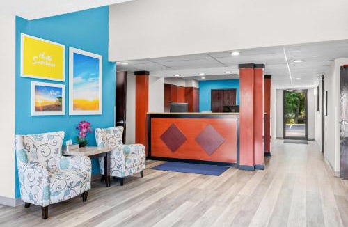 Brunswick Hotel | Days Inn by Wyndham Brunswick Bath Area