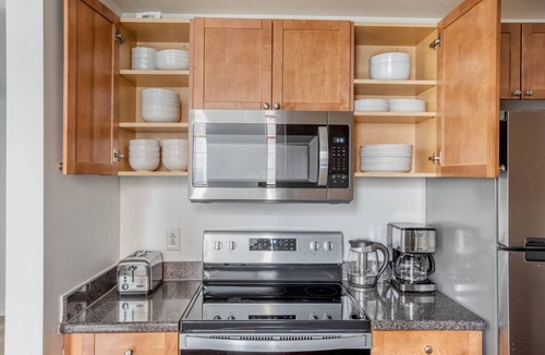 Central Square Apartment | Delightful Central Square 2BR w/Gym, nr Foodie Area, by Blueground