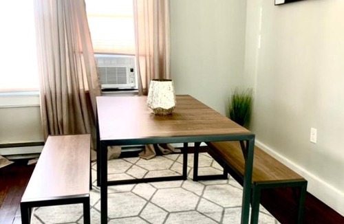 Groton House | Delightful Private Room in Groton