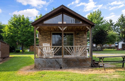Mifflinburg Cabin | Deluxe Cabin6 Within Campground