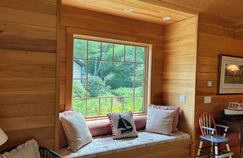 Southwest Harbor House | Deluxe Waterfront Cottage on Somes Sound