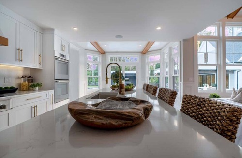 South Dennis House | Dennis Family Oasis: Pool, Hot Tub, & Fire Pit!