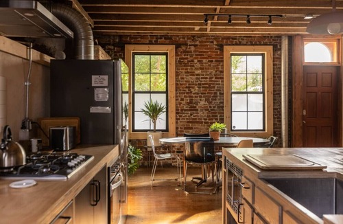 Olde Richmond Villa | Design Row House in Fishtown *Monthly Rentals*