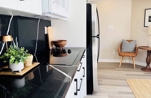 Doon South Apartment | Designer 1 Bed OR 2 Bed + Office - Walkout by Pond