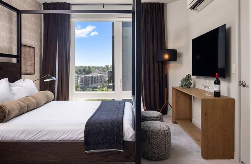 White Plains Apartment | Designer 1BR | Gym, Parking