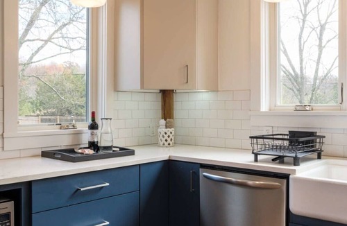 Germantown House | Designer Barn House, Heated Pool & Hudson River