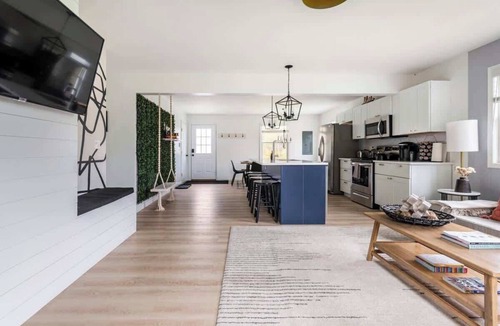South Hill House | Designer Home on South Hill with EV charger