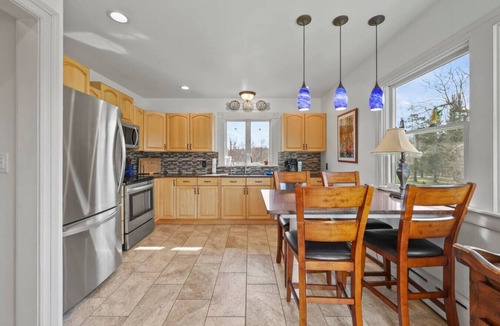 Richmond House | Dharma Grove - Bask in the Light