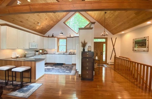 Saranac Lake House | Diamond Dock Camp on Lake Oseetah: pet friendly, sleeps 10, 2 docks, AC!