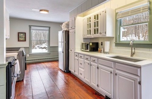 Lower Waterford House | Dine & Unwind! Overlook Home at Rabbit Hill Inn