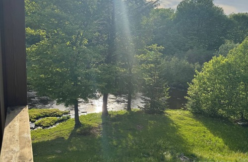 Copenhagen House | Direct ATV trail access in Montague and located on The Deer River