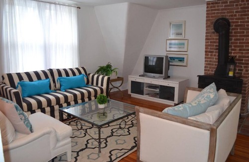 Off Broadway House | Discount for Jazz Fest due to Cancellation