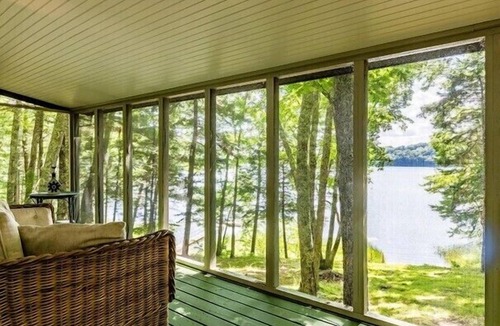 Warren Cottage | Dive into swimming, fishing, and canoeing—right on the shores of North Pond!