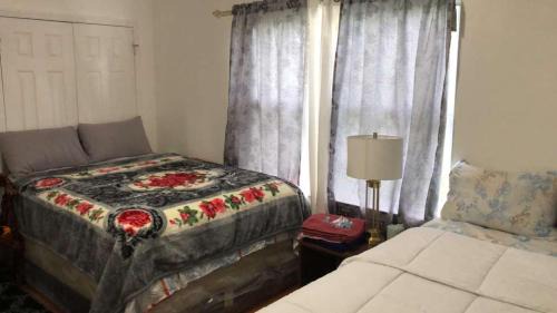 Newark House | Divine Villa and Resorts 32 Evergreen Ave 1