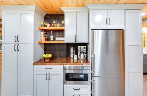 Center Lovell Cottage | Dock & Beach Access! Waterfront Home on Kezar Lake