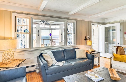 Bristol House | Dock, Sunrise View Waterfront Home on Mt Hope Bay