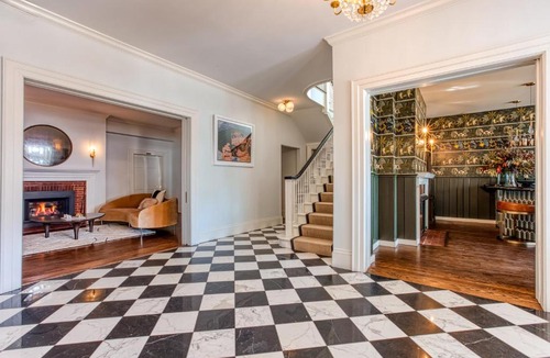Lenox Hotel | Doctor Sax House