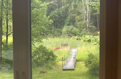 South Casco House | Dog Friendly, 3 Bedroom Home in Kettle Cove on Sebago Lake Maine, Boat Access