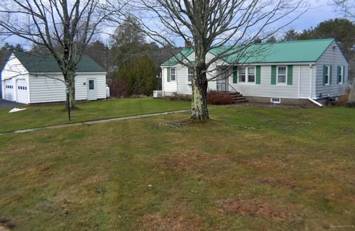 Boothbay House | Dog-Friendly Boothbay Getaway with New Dock & Walk to Country Store!