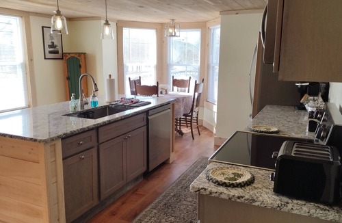 Williamstown House | Dog Friendly Country Farmhouse, 2 bed/2 bath; 1.5 miles from Jiminy Peak