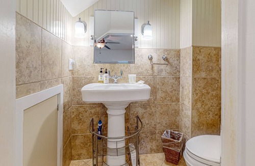 Ogunquit House | Dog-friendly home with deck, grill, & central location near beaches
