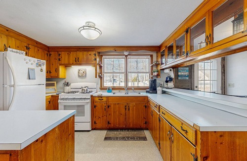 Falmouth Heights House | Dog-friendly house with gas grill & deck - walk to beaches