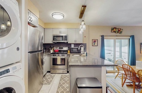 Killington Condo | Dog-friendly resort home with pool, hot tub, sauna - near Killington Ski Area