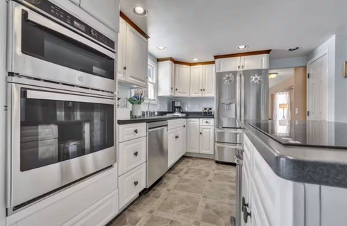 Kennebunk House | Dog Friendly Seacoast Retreat, Spacious Home for Family & Friends with A/C