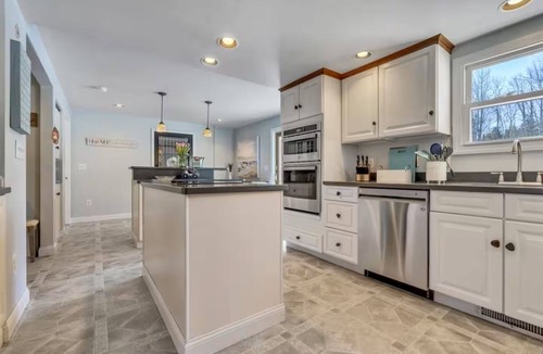 Kennebunk House | Dog Friendly Seacoast Retreat, Spacious Home for Family & Friends with A/C