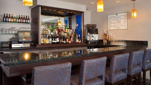 Schaumburg Hotel | DoubleTree by Hilton Chicago Schaumburg