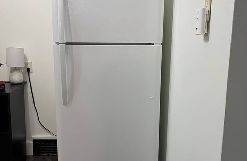 Front Park Apartment | Downtown Apartment With Game Room! Walking Distance to Bars/Restaurants