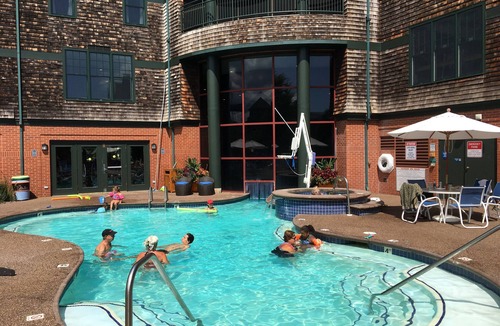 The Point Condo | Downtown area, (Longwharf, Newport Onshore, and more)