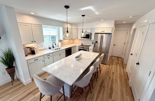 Tisbury House | Downtown brand new construction 3 bed & 3 bath