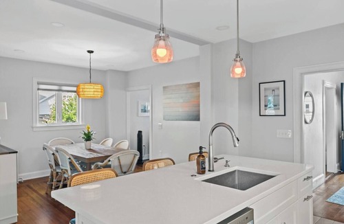 Yachting Village House | Downtown Charming Retreat Newport